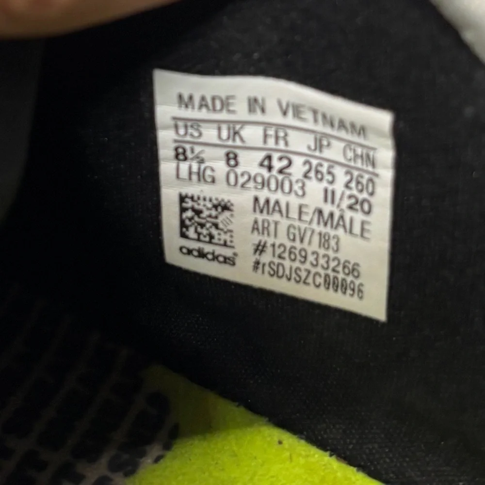 Adidas NMD_R1 Black and Lime Athletic Shoes men’s size 8.5 - Picture 10 of 10